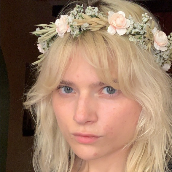 Meet your Posher, Annie - Picture 1 of 1